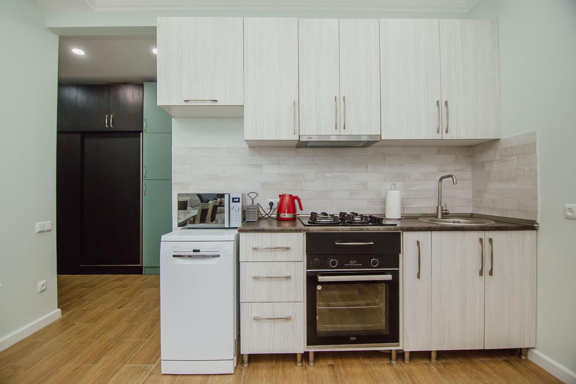 Happy Apartments バトゥーミ エクステリア 写真